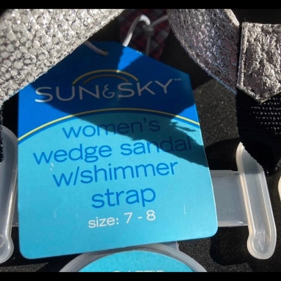 VEGAN REPTILE Wedge Sandals Black Shiny Silver Blingy Straps Womens 7 8 - Picture 8 of 11